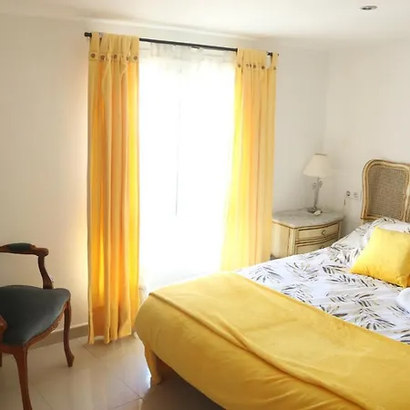 Apartment Fornells Castello  D'Empuries